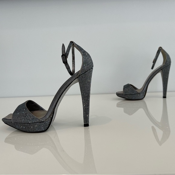 RENE CAOVILLA GRAY CRYSTAL PLATFORM SANDALS SIZE IT 38 / US 8 - Picture 11 of 17